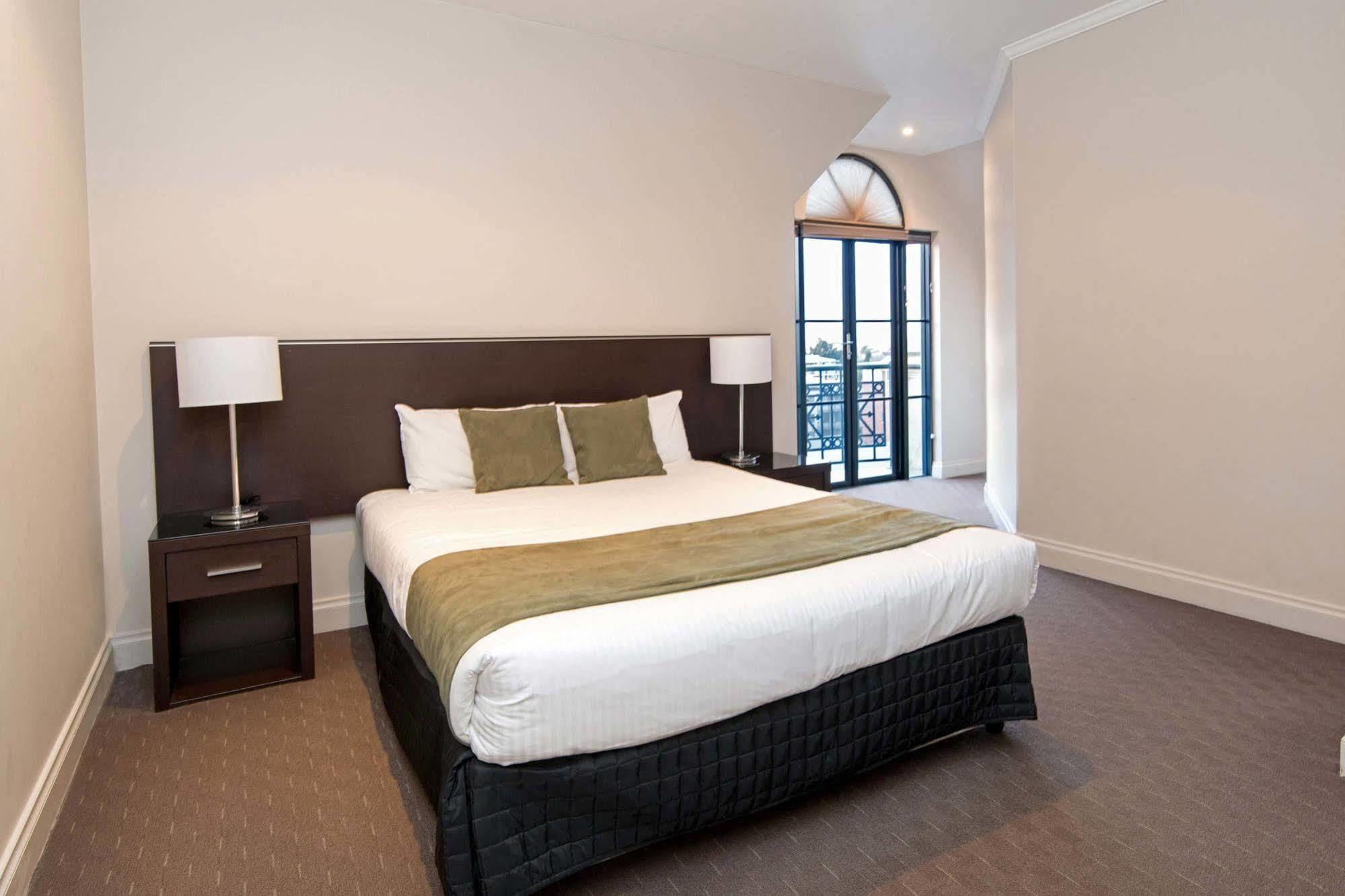 Aparthotel Frome 4*