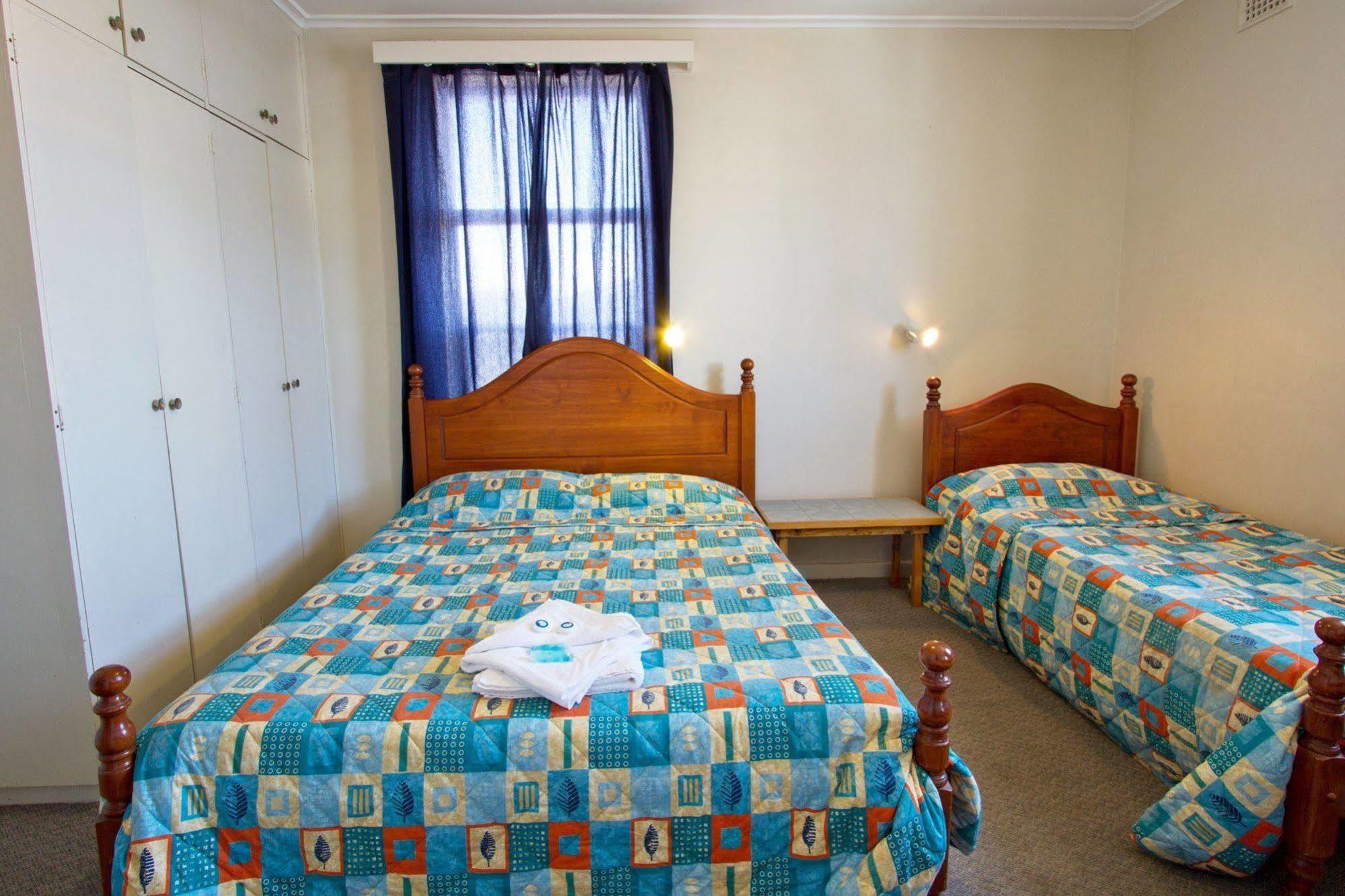 Esplanade Hotel Adelaide 2* Adelaide