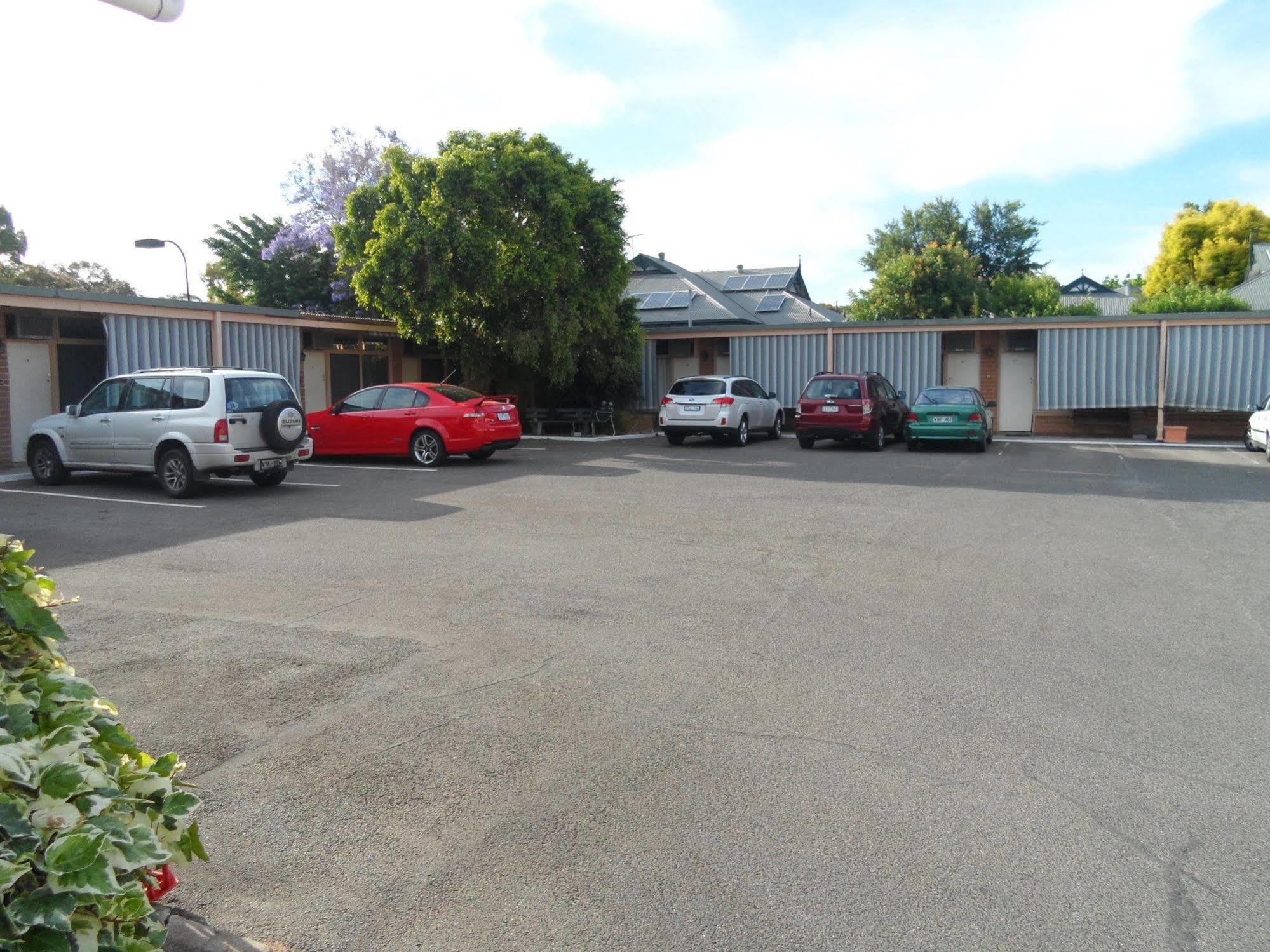 Jasper Motor Motel 3*