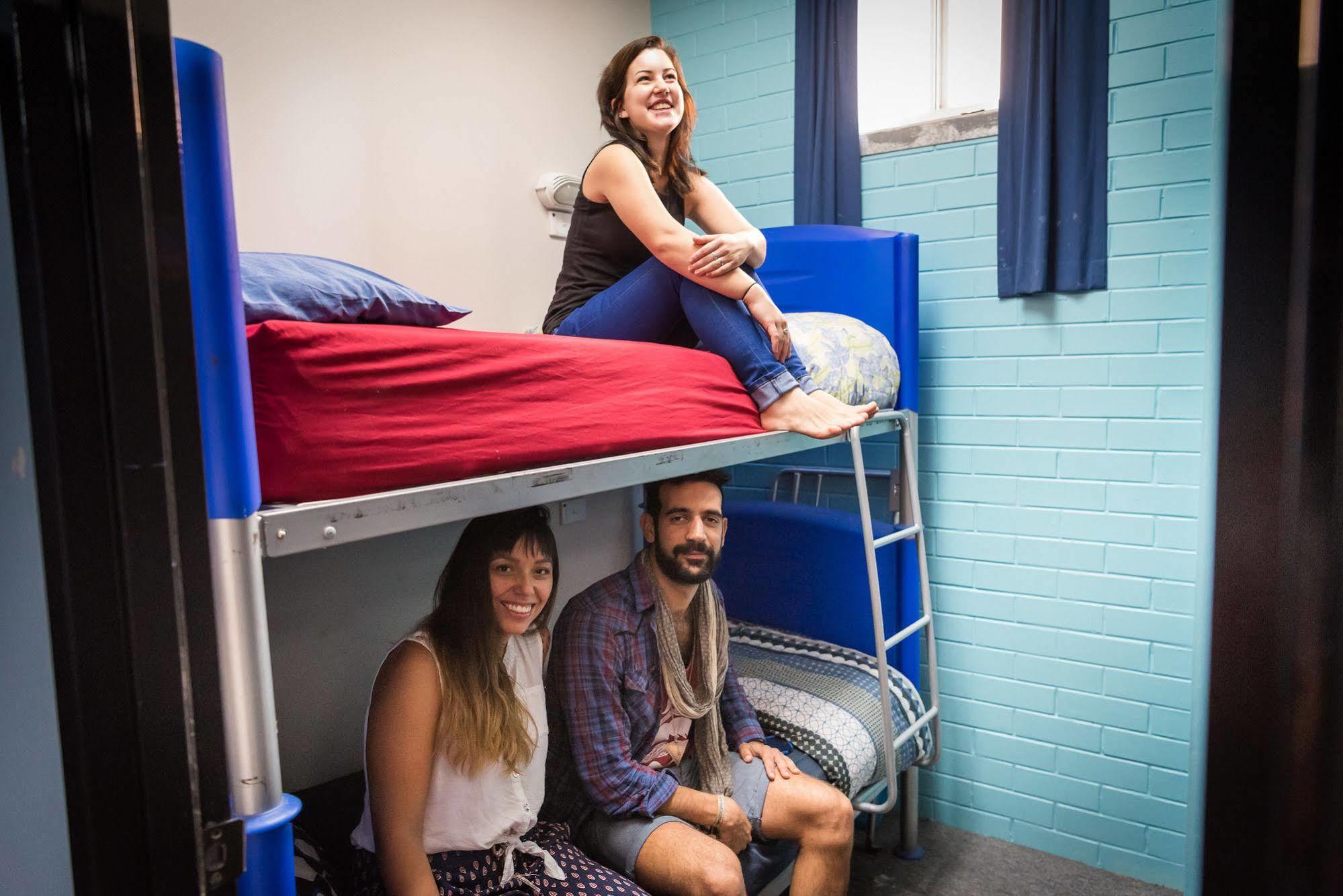 Blue Galah International Backpackers Hostel