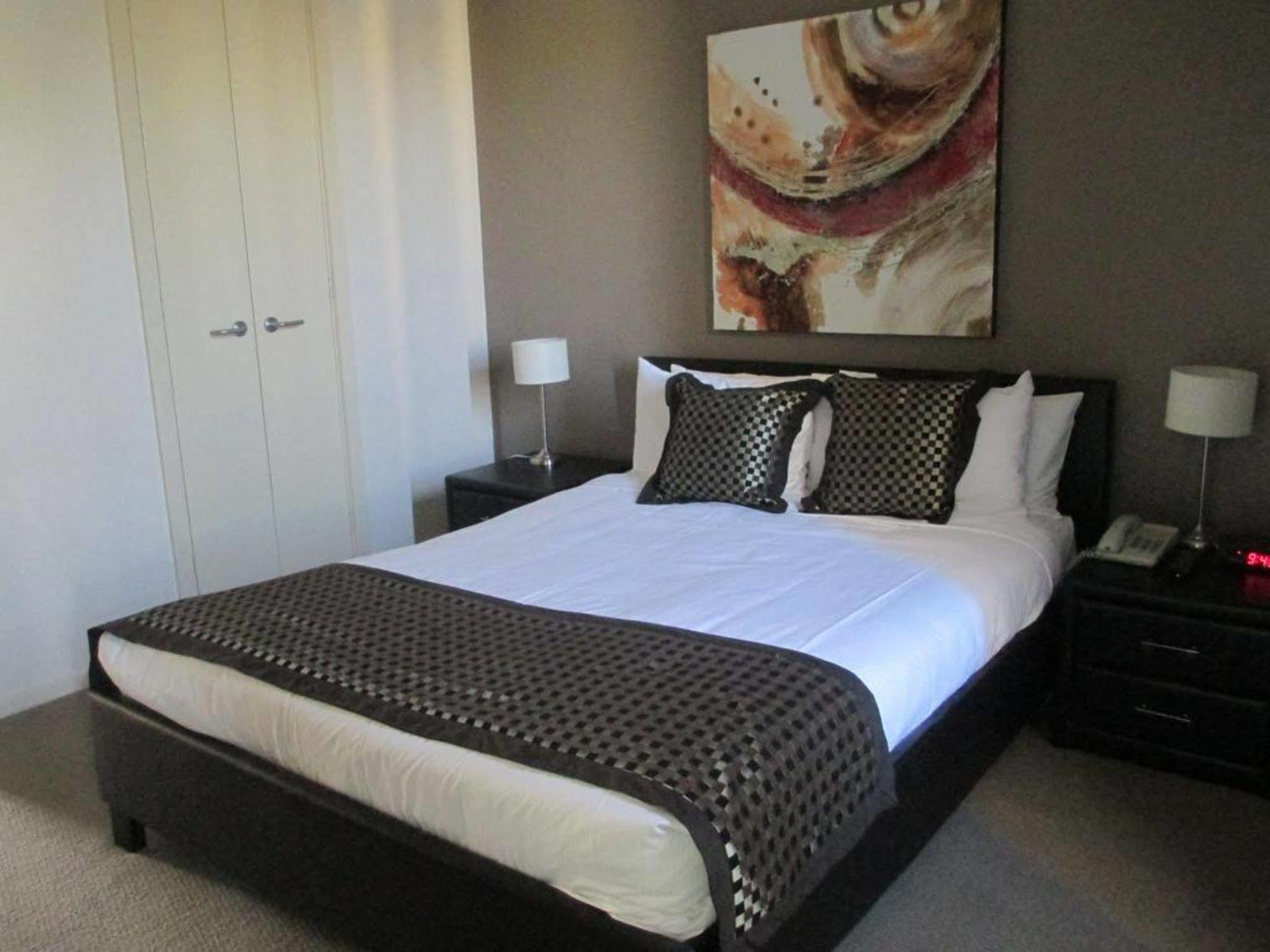 Rnr Hotel 4*