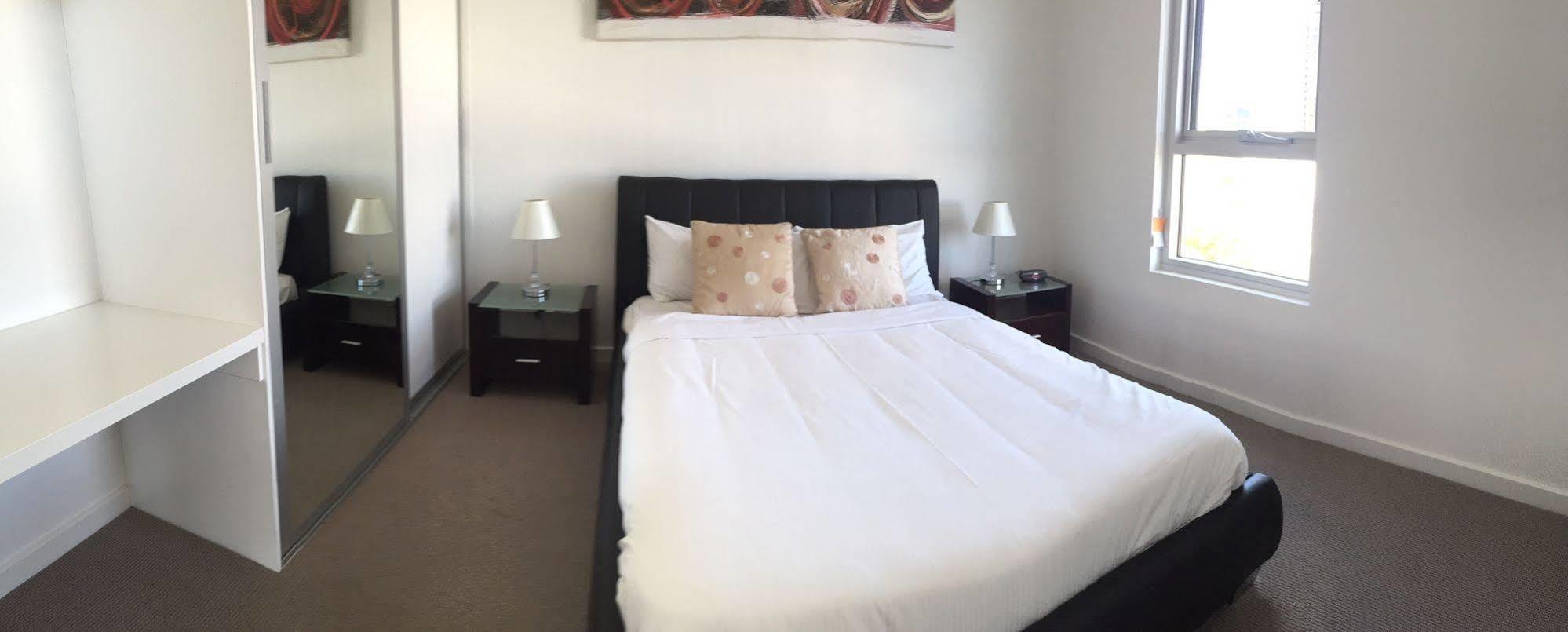 Rnr Adelaide