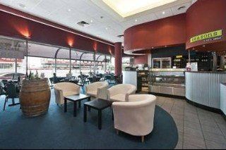 Hotel Riviera Adelaide