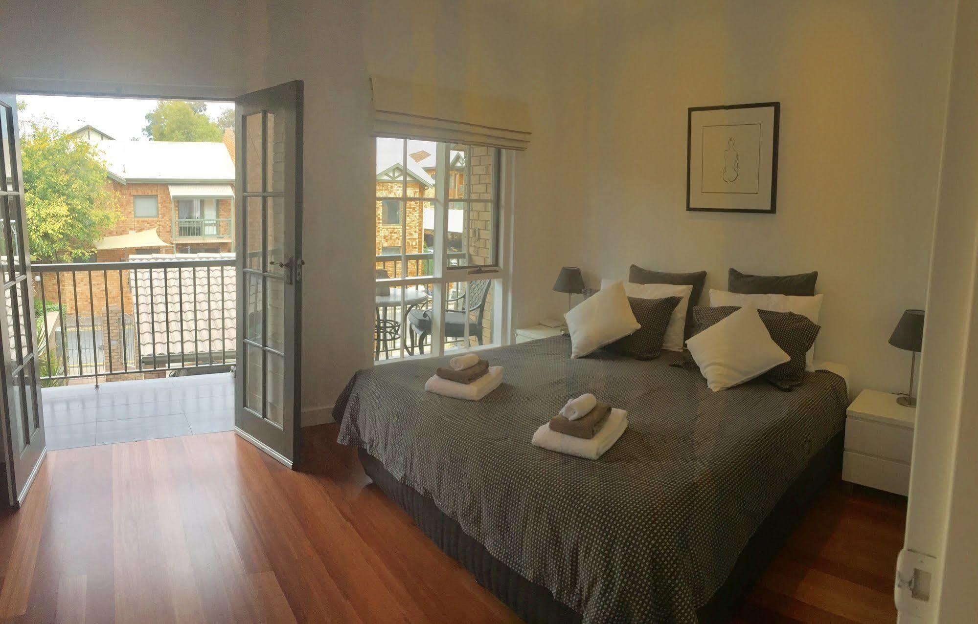 Holiday home Chic Townhouse In North *