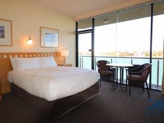 Hotel Lakes