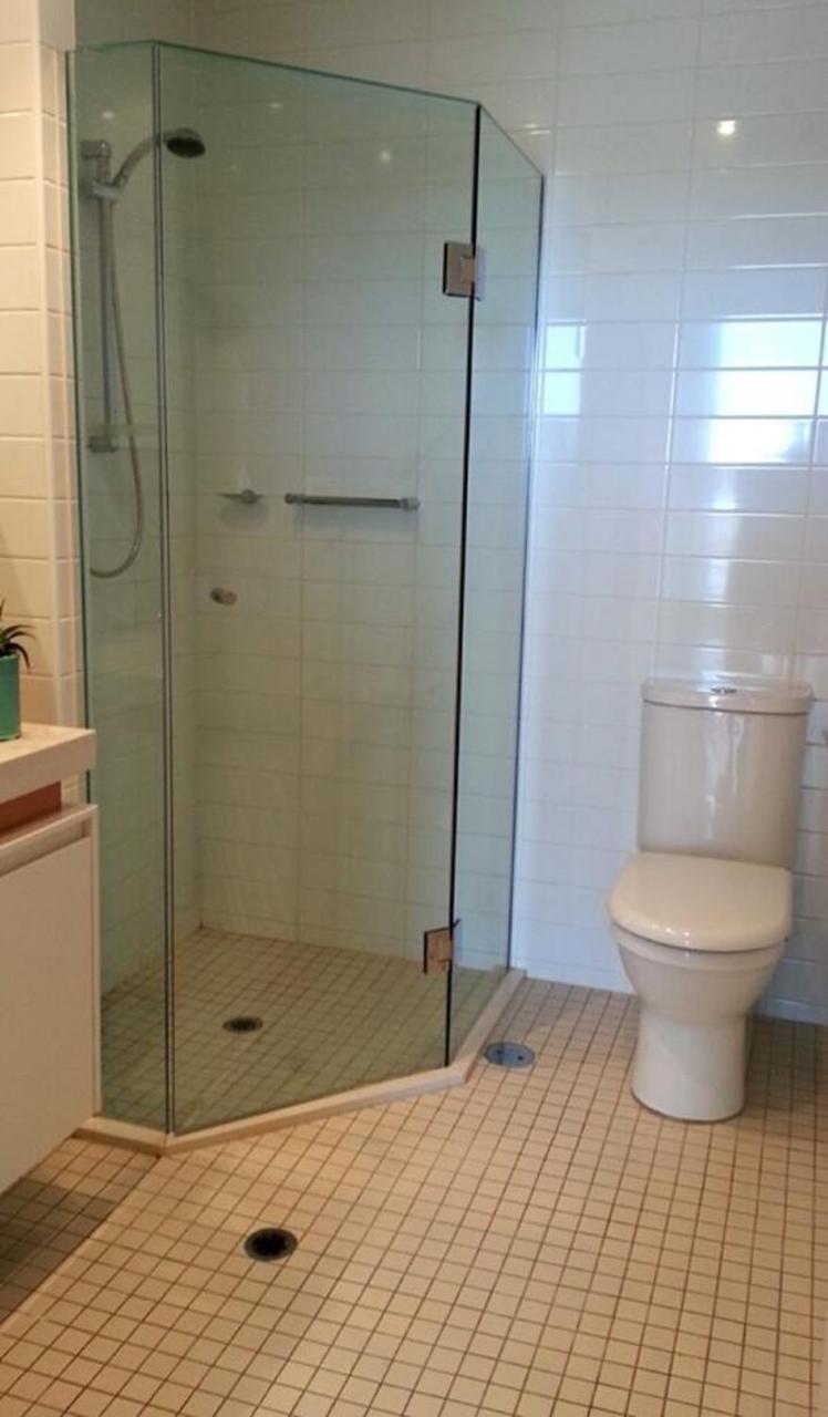 Glenelg Skyline Penthouse - Wifi Holiday home Adelaide