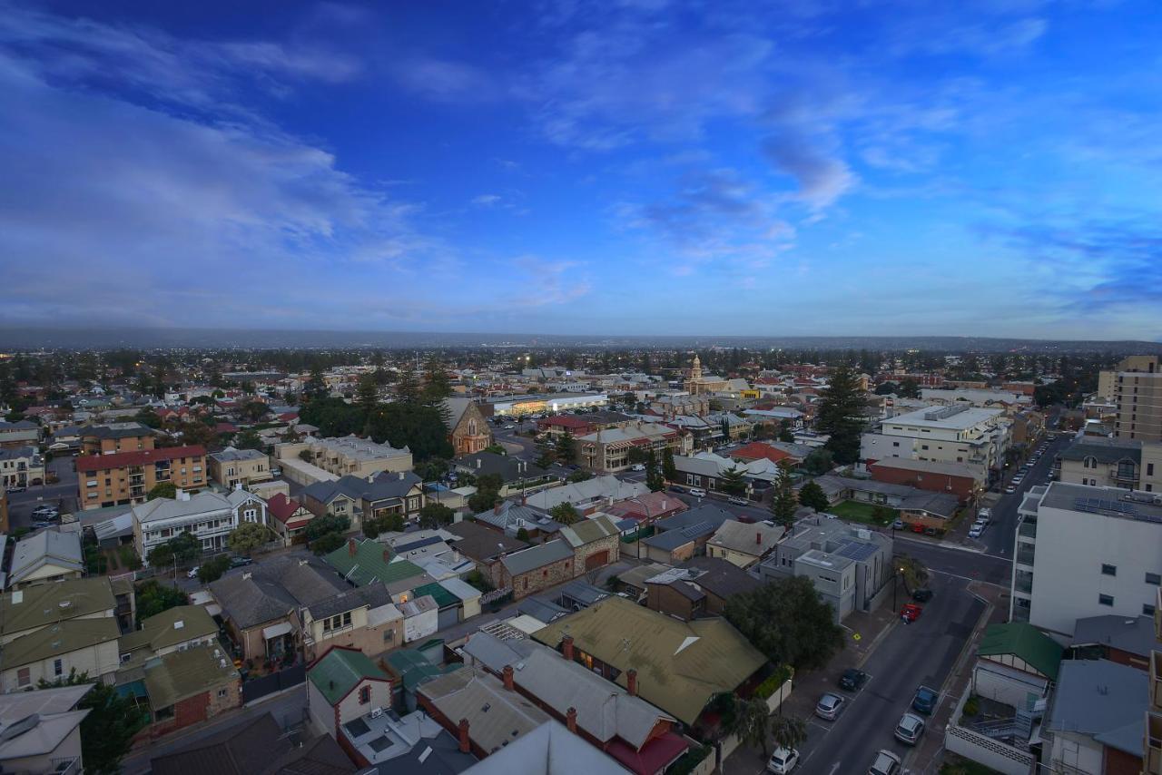 Glenelg Skyline Penthouse - Wifi Adelaide