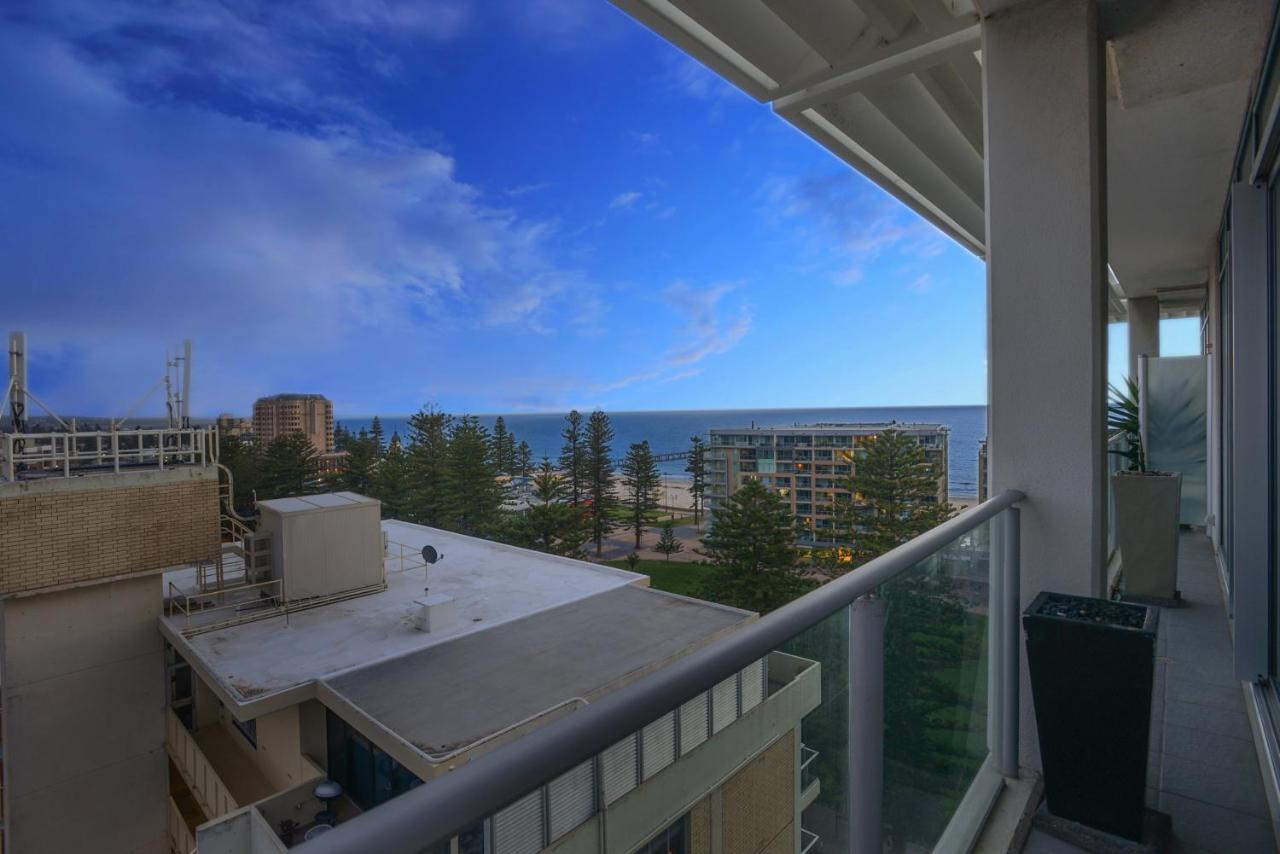Glenelg Skyline Penthouse - Wifi Holiday home