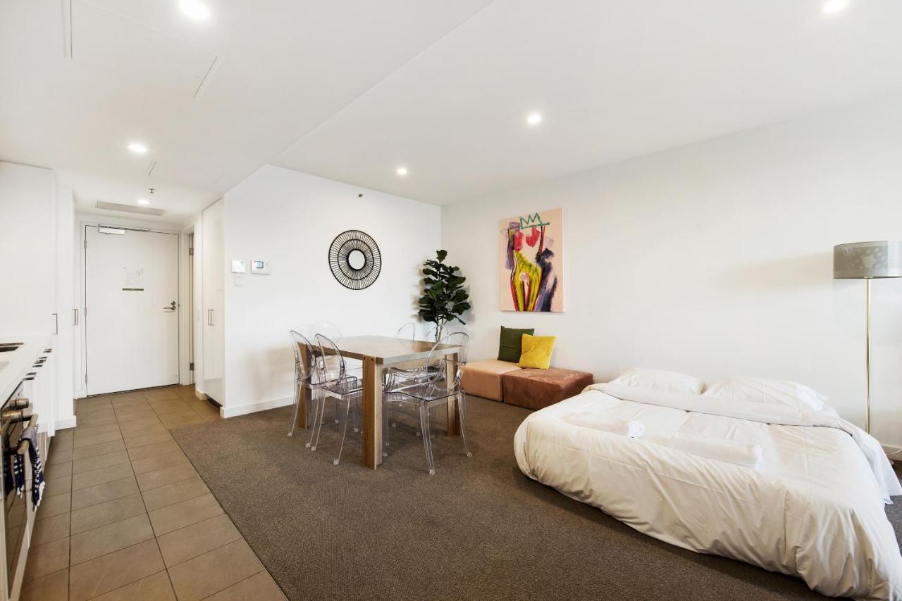 Swainson On Grote Apartment *