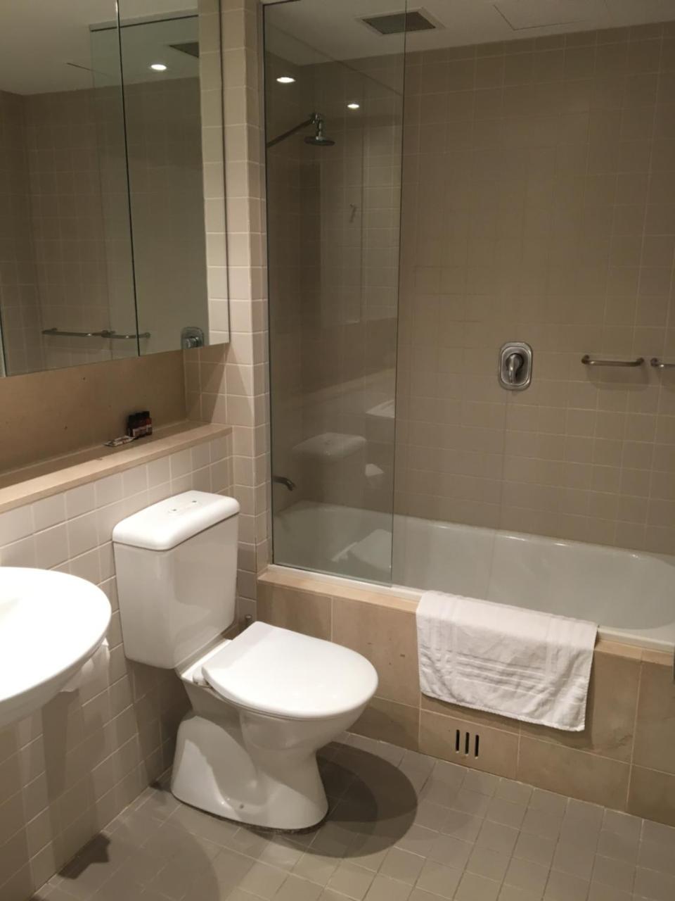 Apartment Glenelg Seaside - Free Car Park Adelaide