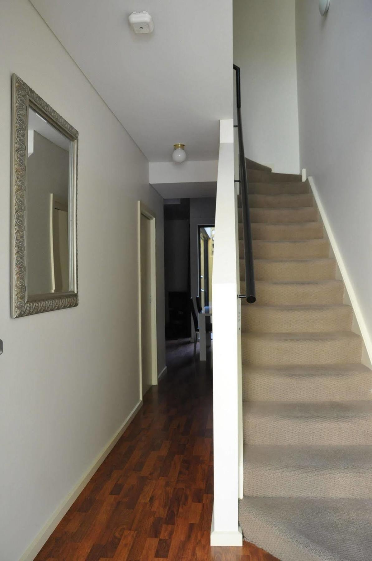 Aparthotel Rnr Serviced - Wakefield St