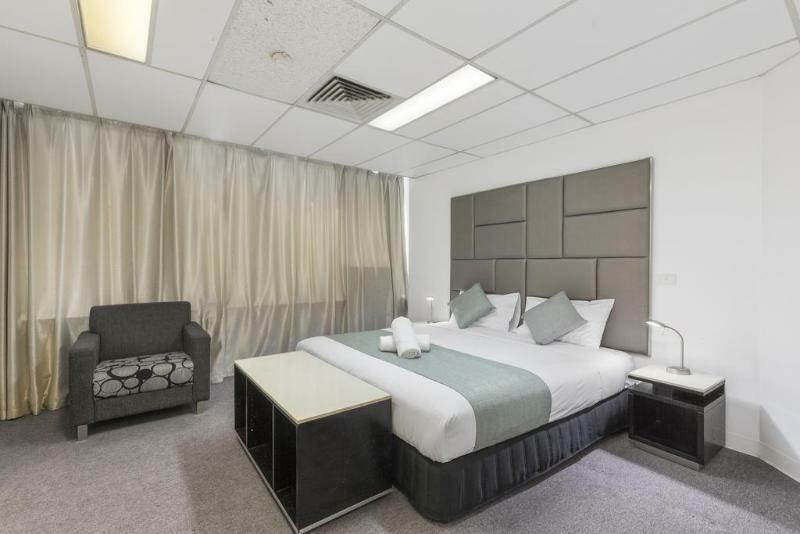 Cosmo On Bank Hotel 3*