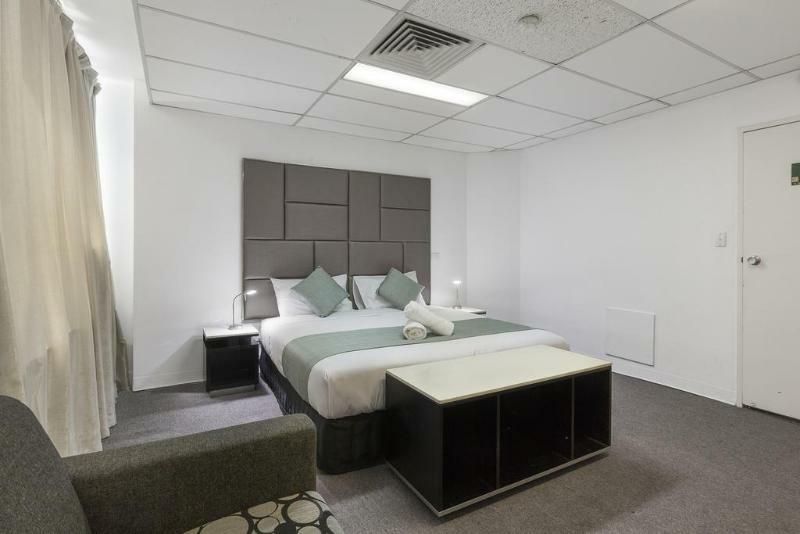 Cosmo On Bank 3* Adelaide