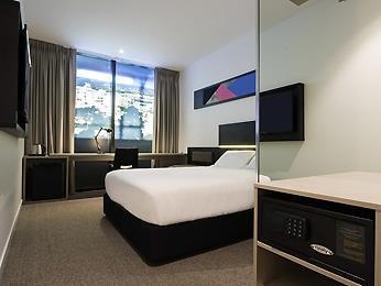 Ibis Hotel 4*