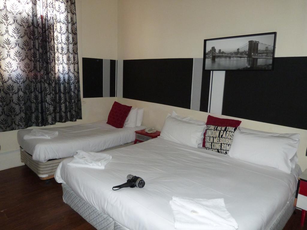 Ambassadors Inn Adelaide