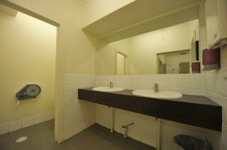 Hostel The Adelaide