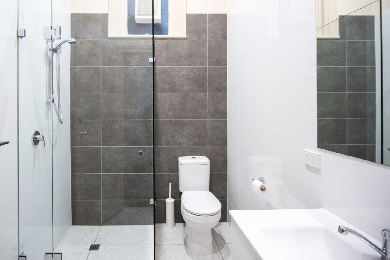 The Mile End 3*
