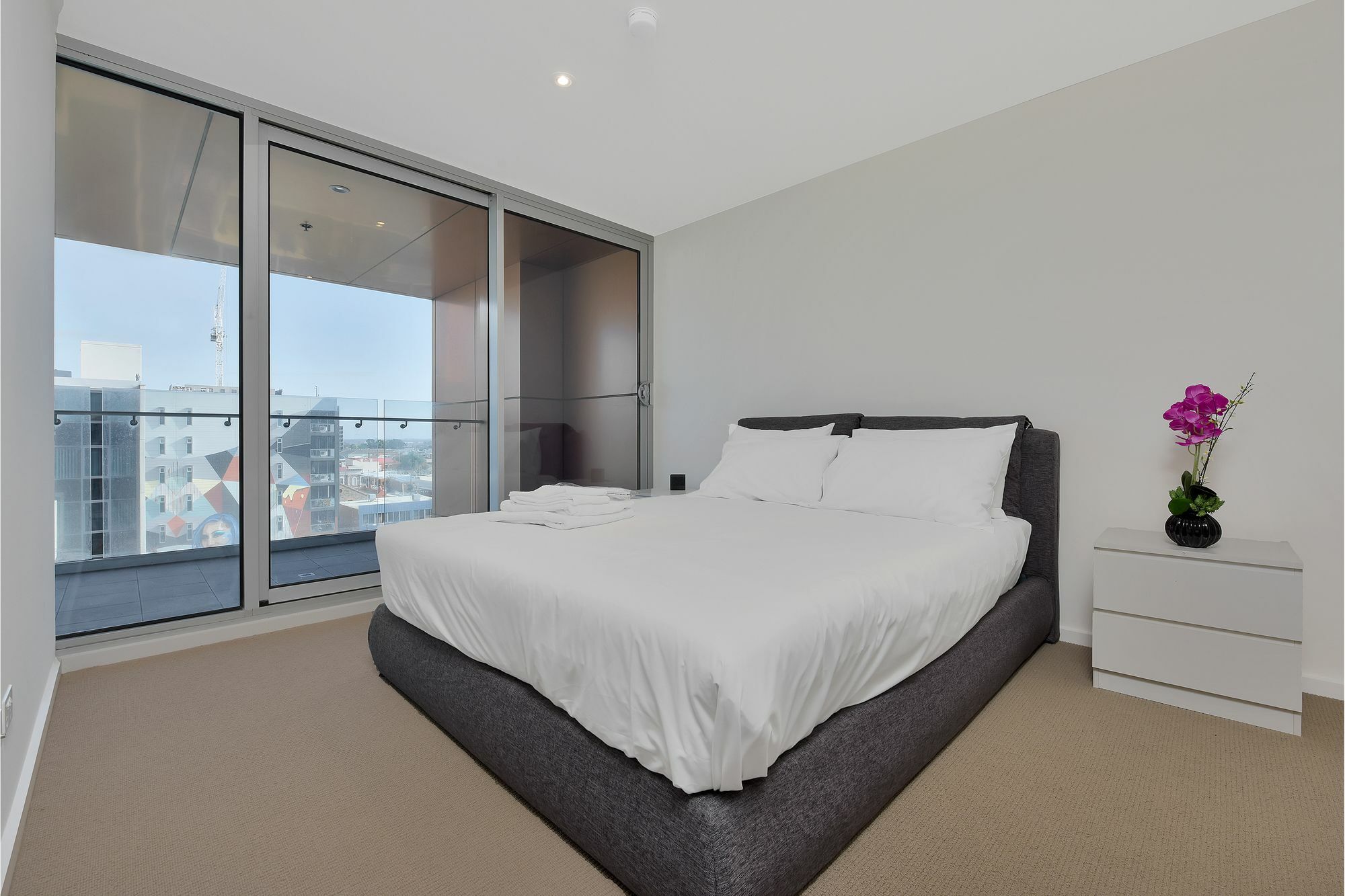 Aparthotel Vision On Morphett Central Adelaide