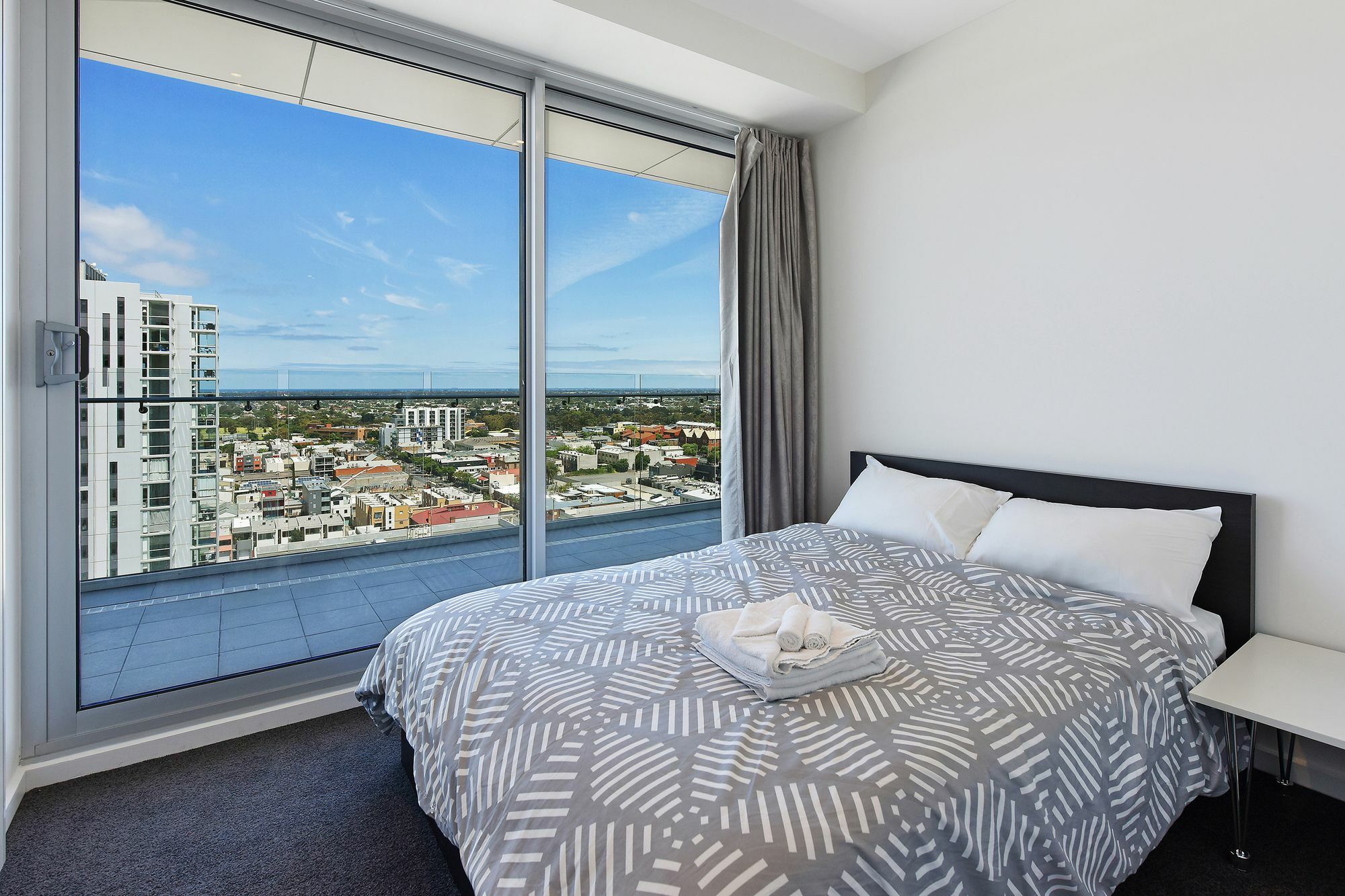 Vision On Morphett Central Aparthotel Adelaide