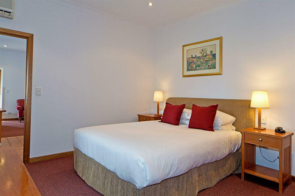 Comfort & Sombrero 4* Adelaide