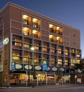 Hotel Riviera Adelaide