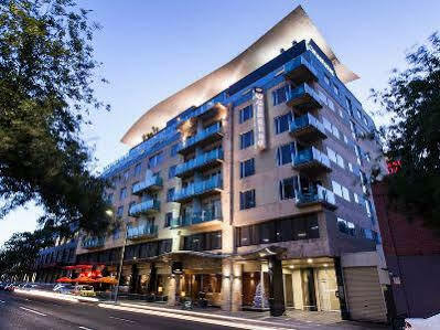Majestic Roof Garden 4*