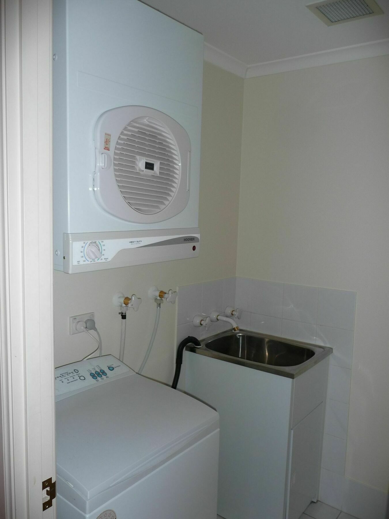 Escape 3bd In Adelaides East End 5 Apartment *