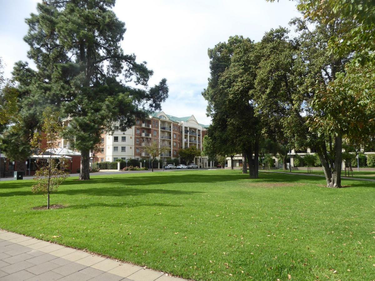 Cbd - 3br, 2bath & Carpark * Adelaide