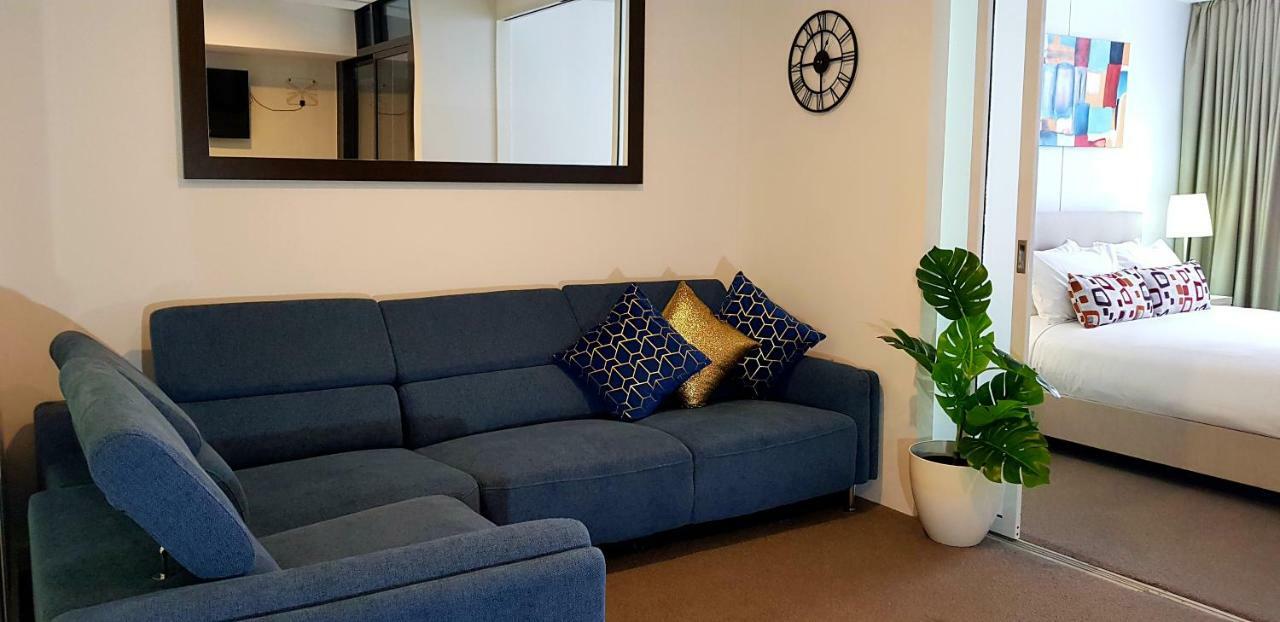 The Complex Apartment *