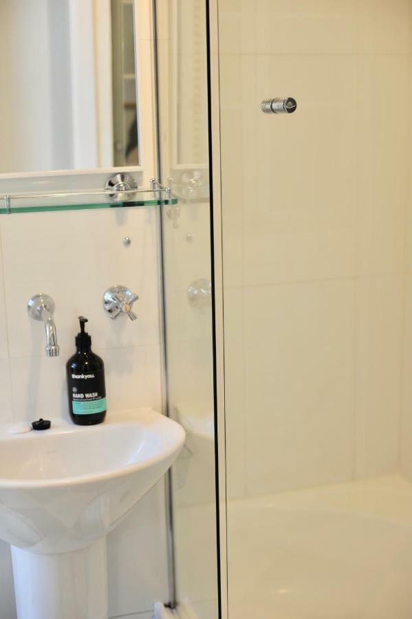 Bed & Breakfast Jerningham Street 3*