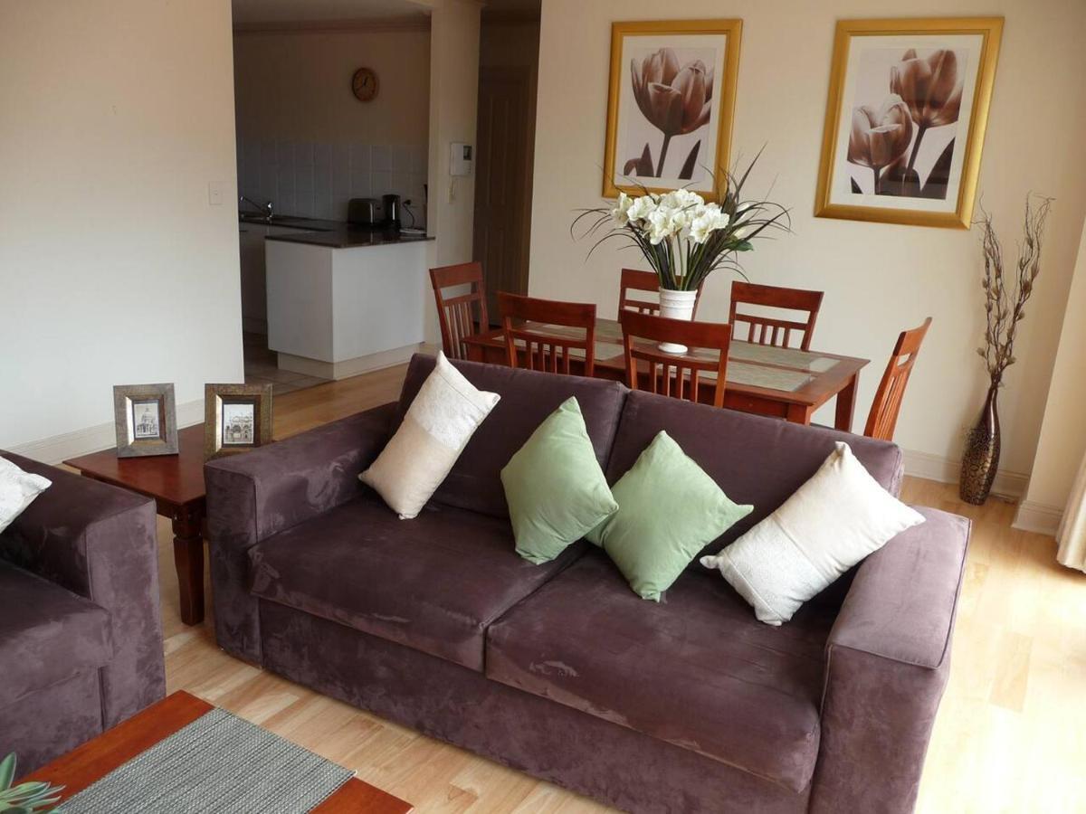 Escape 3 Bedroom East End Of *
