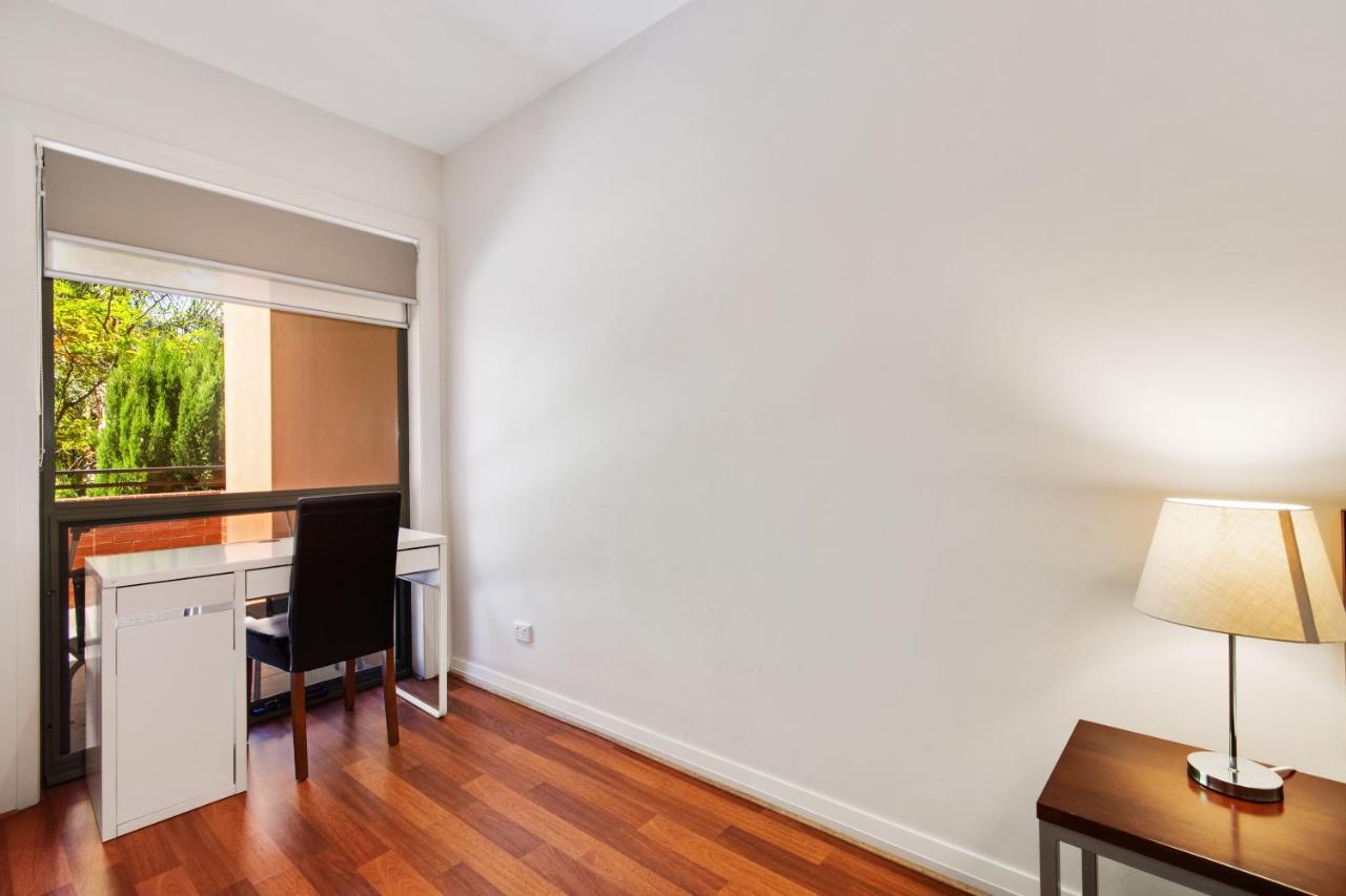 Swainson On Union Apartment *