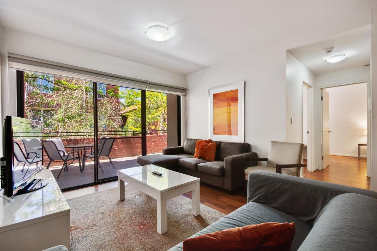 Swainson On Union Apartment *