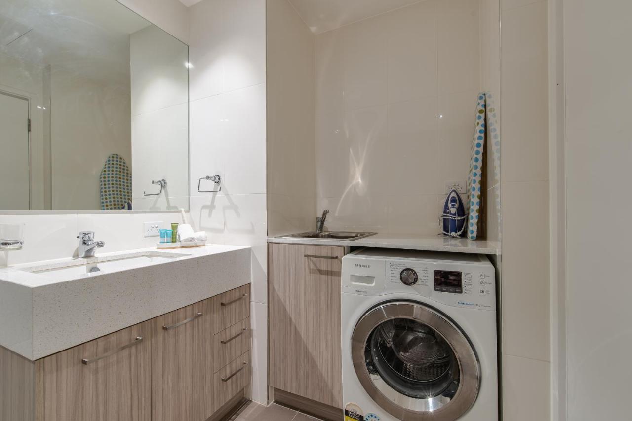 Aparthotel Vision On Morphett Central Adelaide