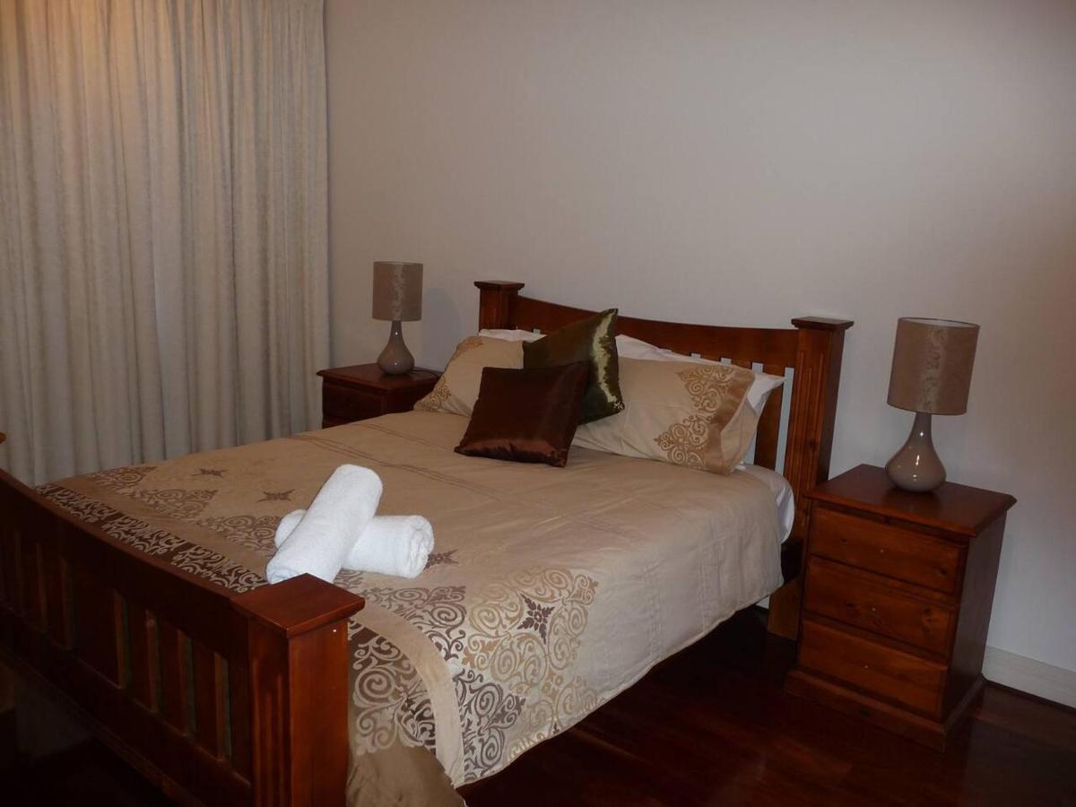 Apartment Getaway 3 Bedroom Adelaide's East End Adelaide