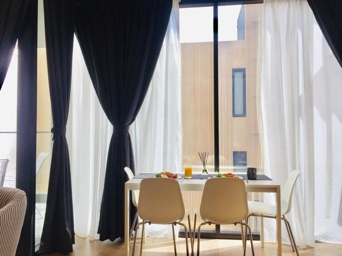 Apartment One Cbd , With 1 Carpark *