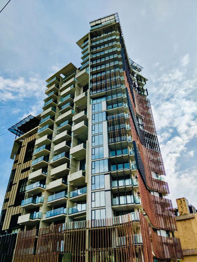 One Cbd , With 1 Carpark Apartment Adelaide