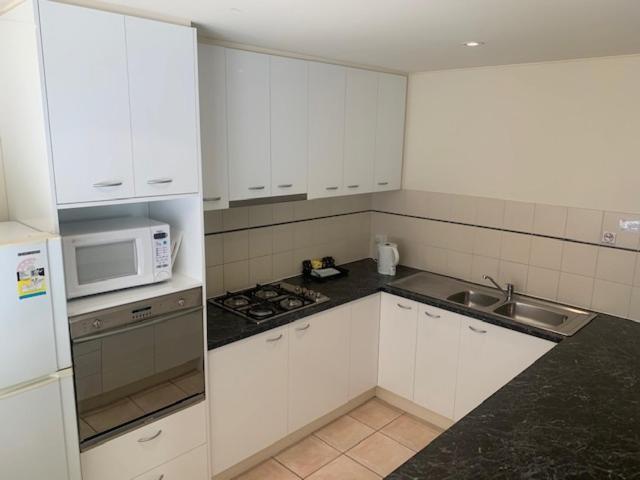 Rnr Serviced - Wakefield St Adelaide