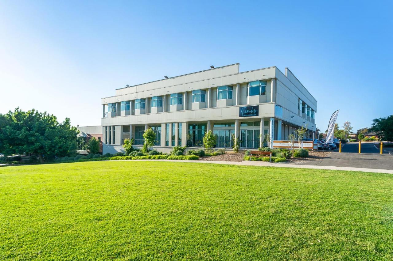 Hotel Sfera's Park & Convention Centre 4*