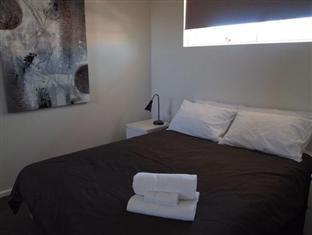 Dresscircle - Sussex St Apartment Adelaide