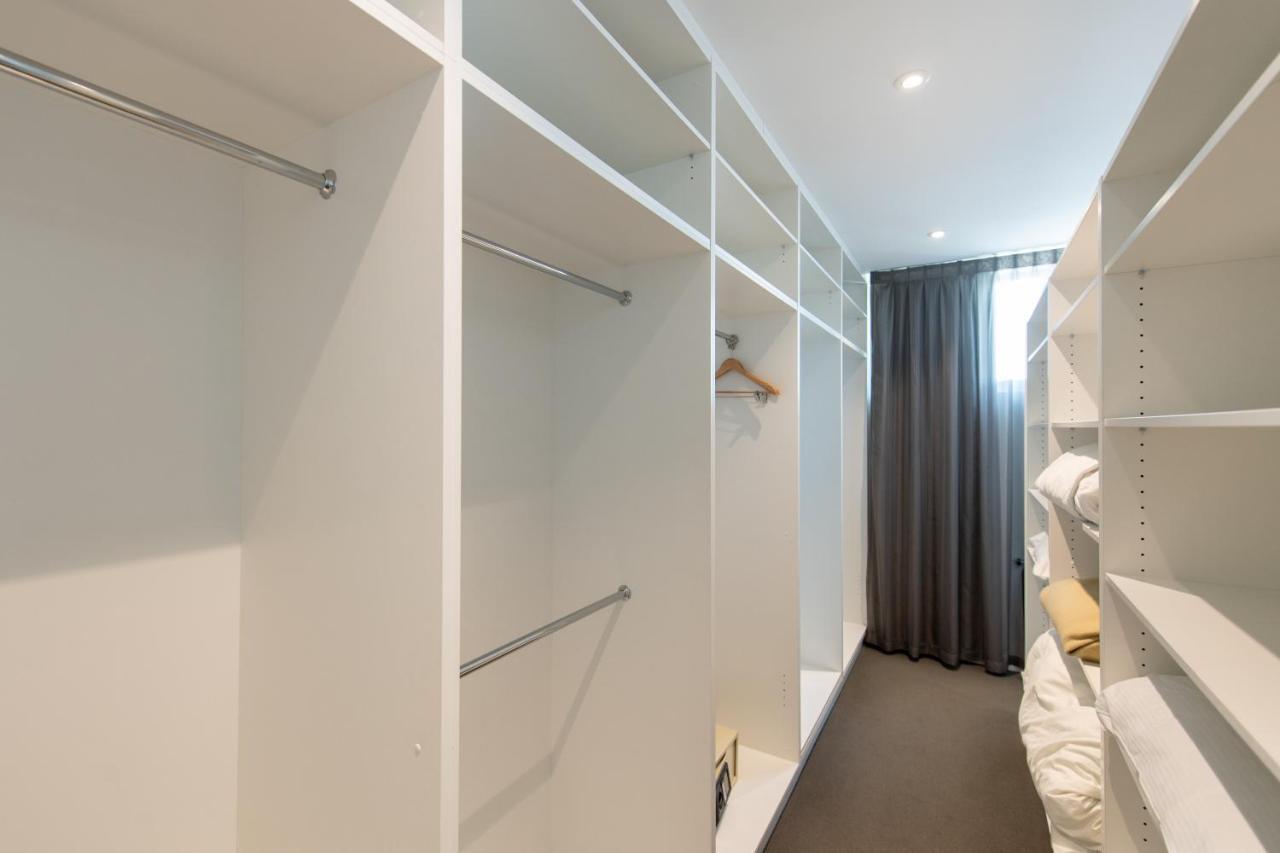 Mawson Lakes Hotel