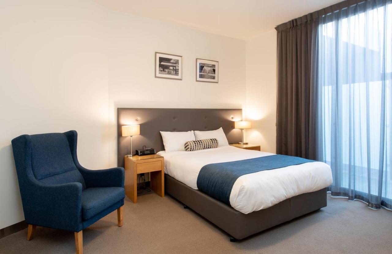 Hotel Mawson Lakes