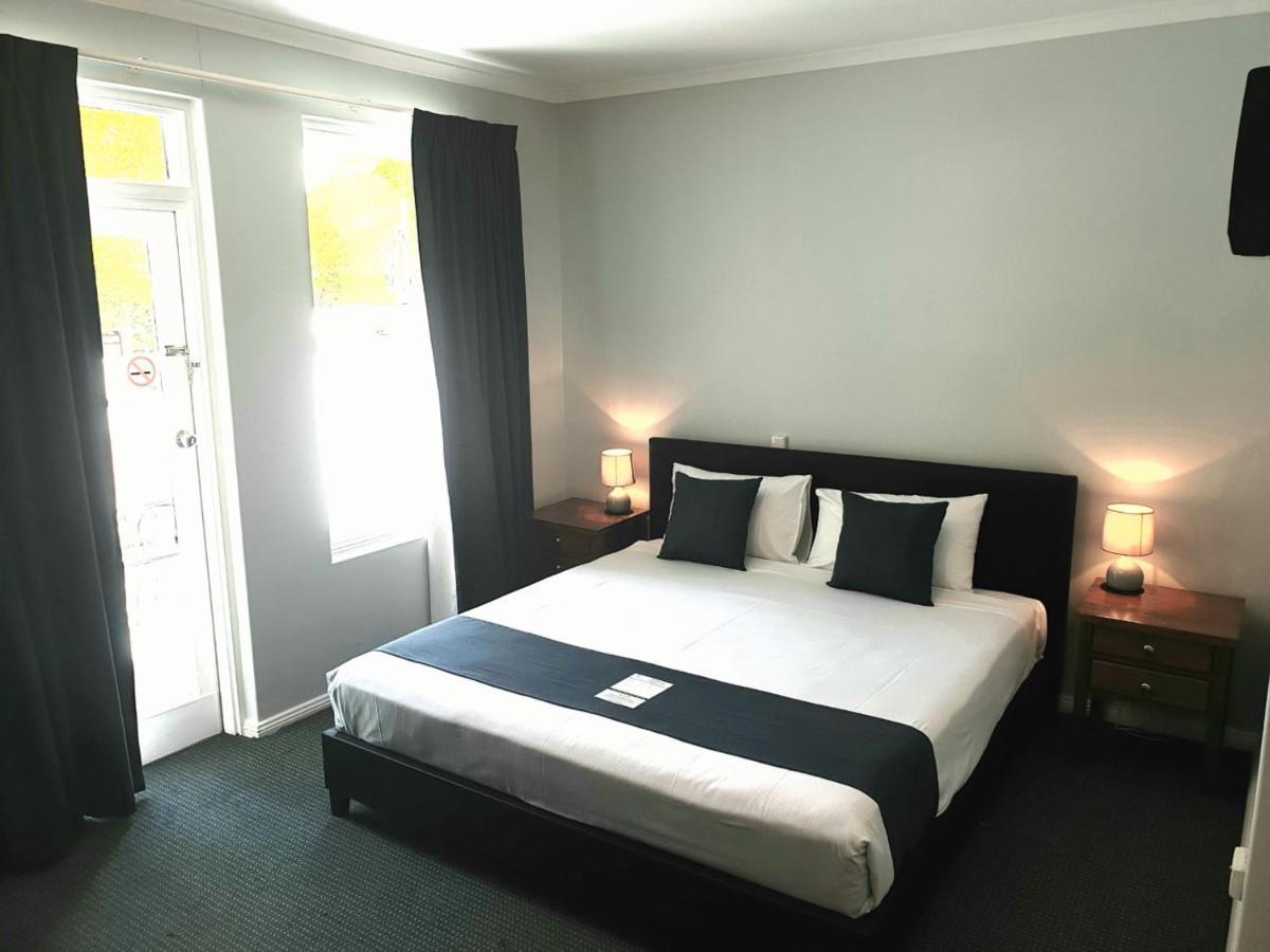 Pulteney 3* Adelaide