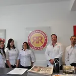 Rnr Serviced Apartments Adelaide