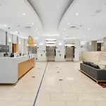 96 North Terrace Stylish Penthouse Apartment