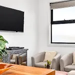 \'Waurra\' A Cosy Moana Beach Getaway