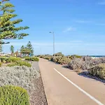 Captain\'S Rest - Seaside Lifestyle On West Beach