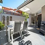 Petal And Bloom - 3Br Family Cbd
