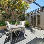 Petal And Bloom - 3Br Family Cbd