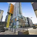 Hi 5 Star Adelaide City Luxury Oasis